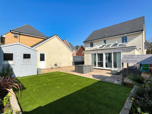 Photo 19- click for photo gallery